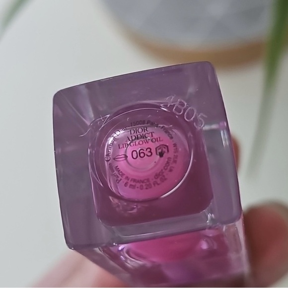 Dior Lip Oil 063 Pink Lilac - Picture 4 of 7